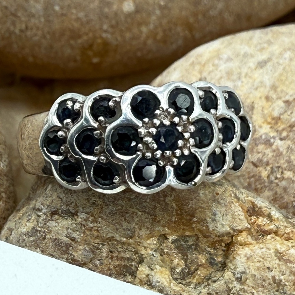 Sterling Silver Black Spinel Floral Band Ring Size 6 EUC
